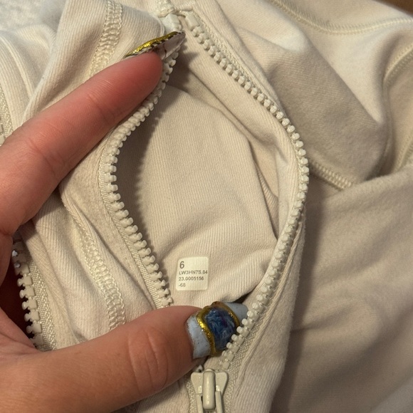 Lululemon Define Jacket - Picture 5 of 5